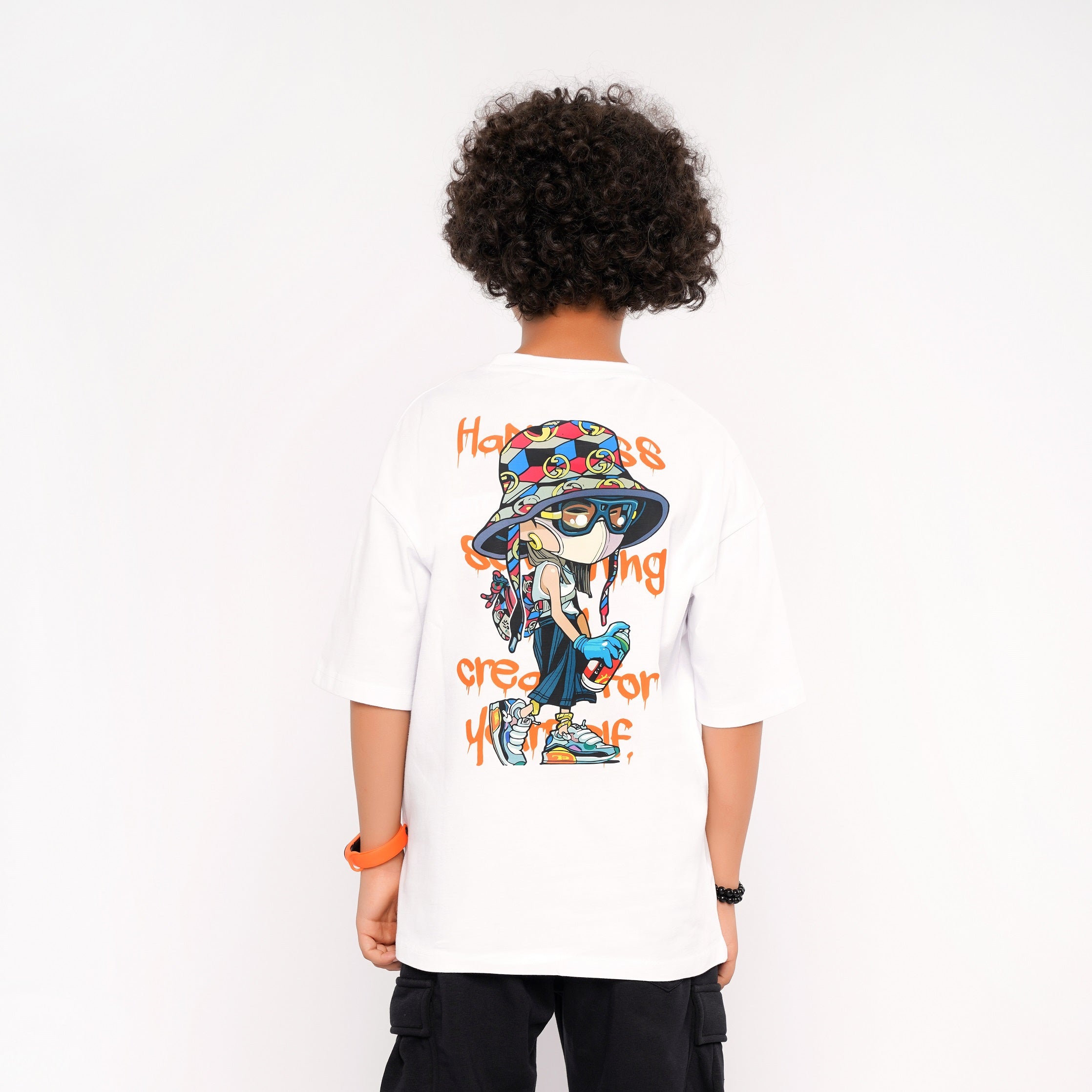 K24KTH216- Graphic Basic T-shirt