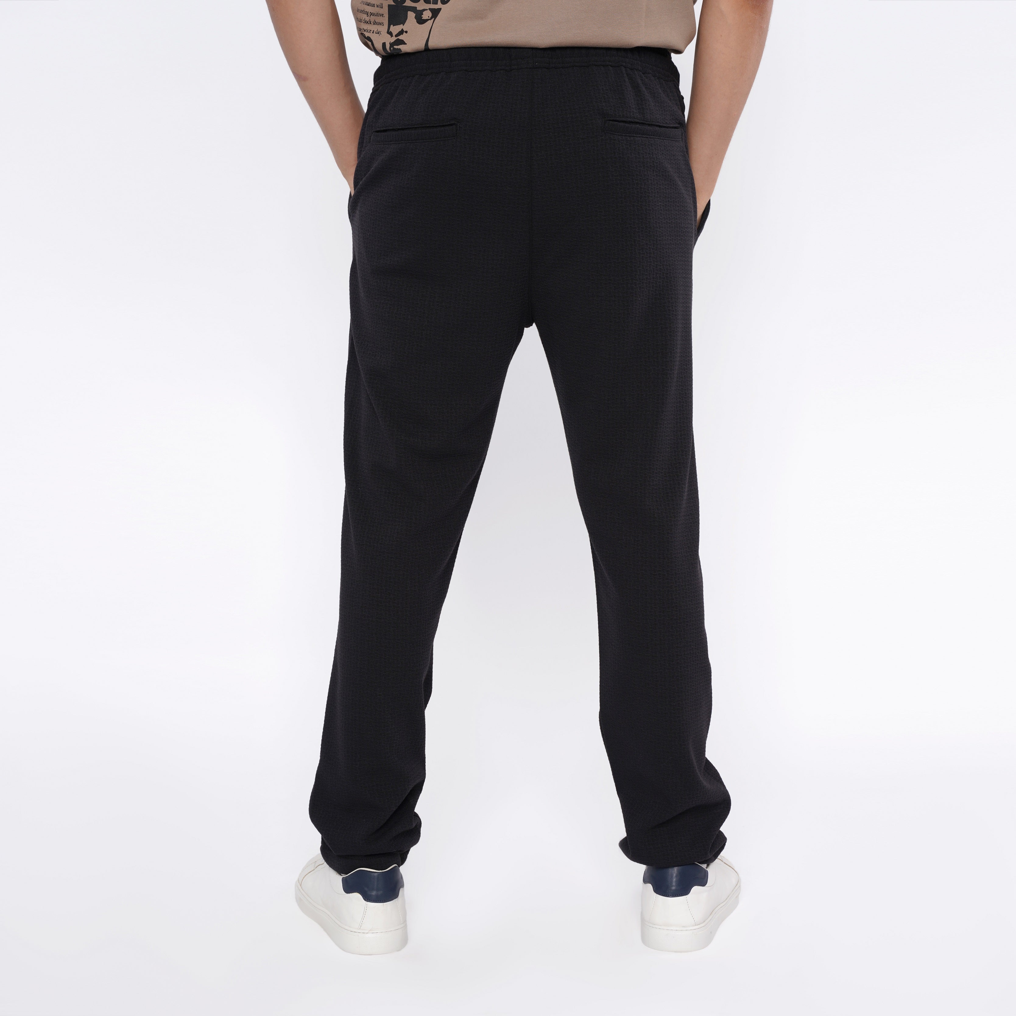 M24NT909-Sporty Sweatpants With drawstring