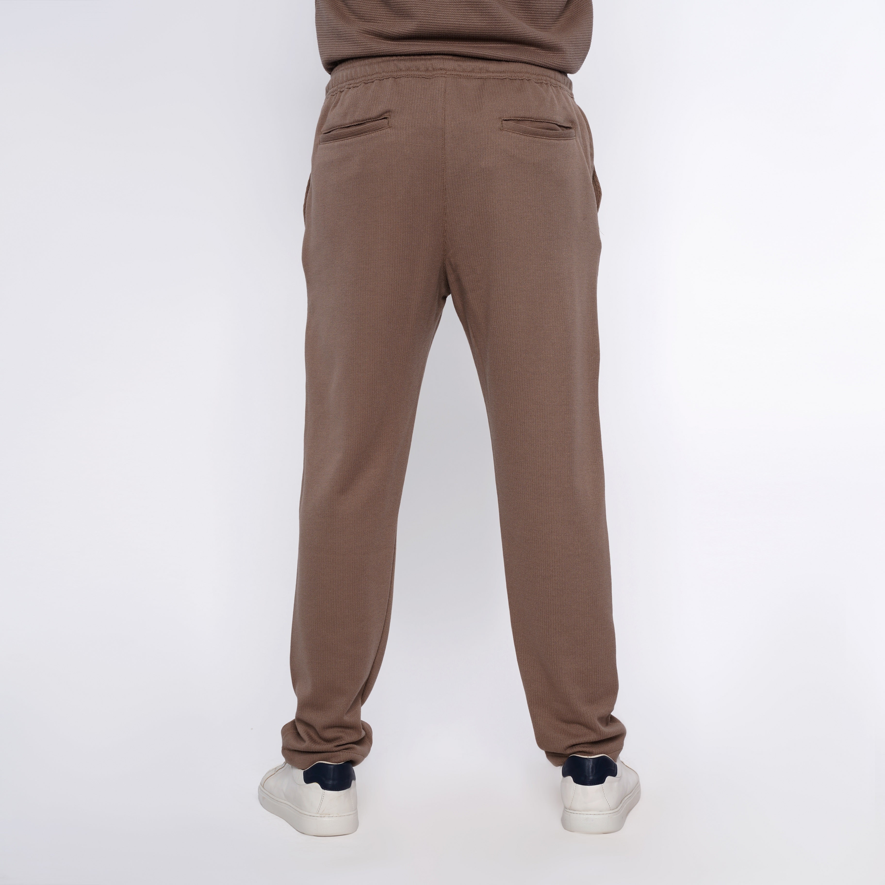 M24NT910-Sporty Sweatpants With drawstring