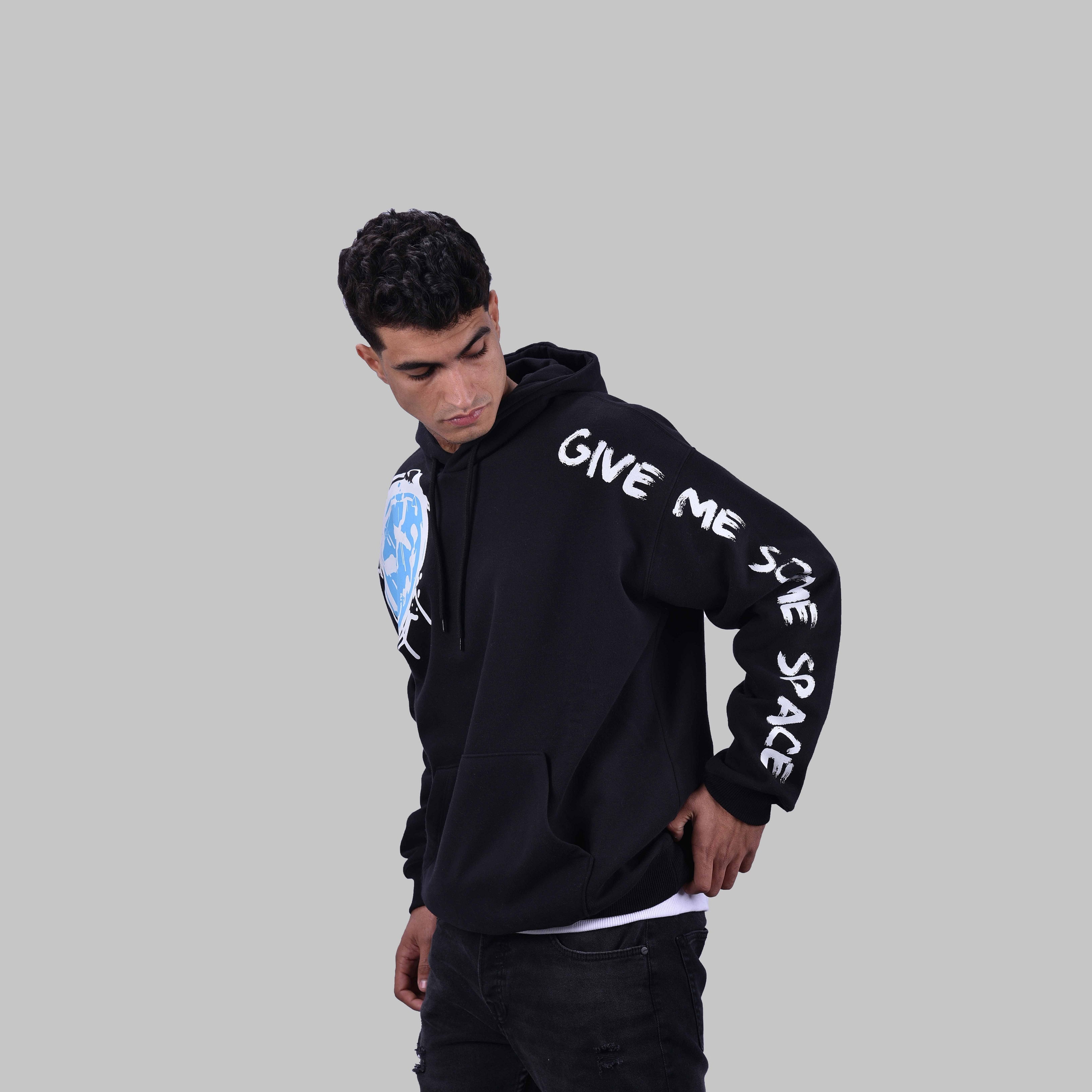 M23TS630 - Graphic Oversized Hoodie